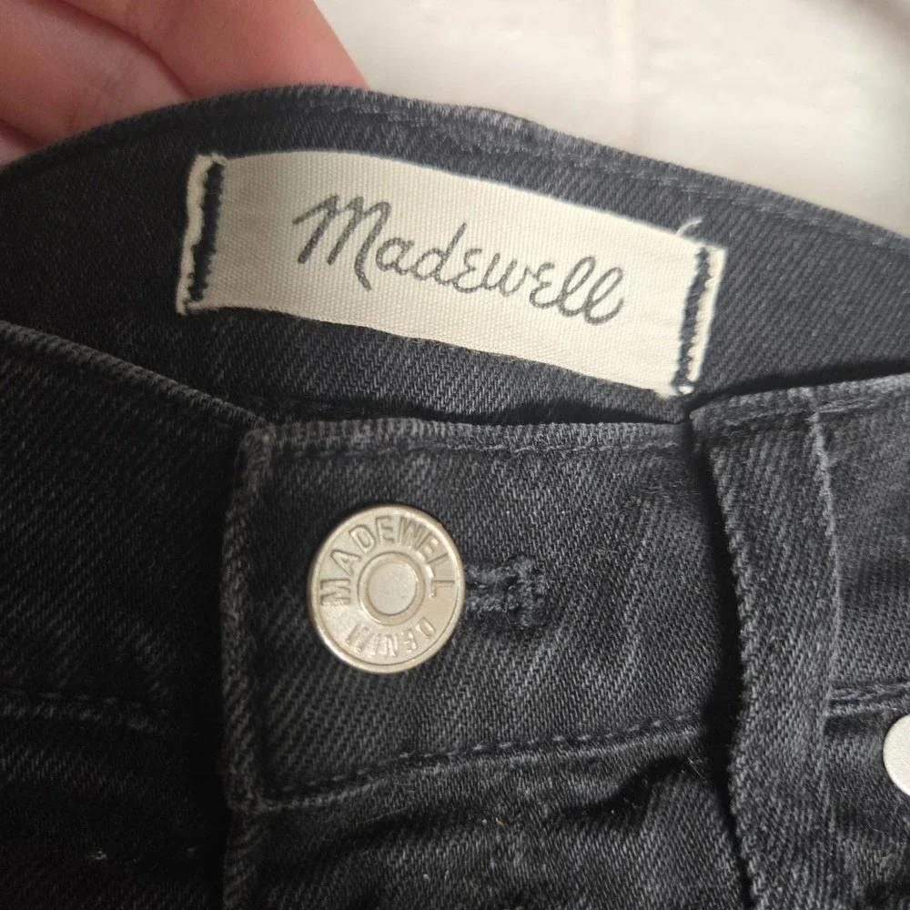 Madewell Classic Straight Jean 27 Black Cropped Raw Hem High‎ Rise Denim Capsule